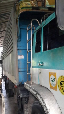 12ล้อ 1 เพลา เครื่อง175 แรงม้า