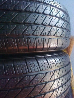 ยางสวยดอกเต็มไม่มีตำนิ26565R17ปี2512