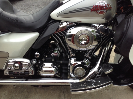 ธารนนทบุรี//ขาย harley-davidson ultraclassic ปี2007 ราคา750,000 บาท ทะเบียนแท้ ธารนนทบุรี//ขาย harley-davidson ultraclassic ปี2007 ราคา750,000 บาท ทะเบียนแท้