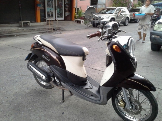 Fino ปี 53 สีน้ำตาล รถบ้าน เครื่องเดิม แน่น เอกสารครบ Fino ปี 53 สีน้ำตาล รถบ้าน เครื่องเดิม แน่น เอกสารครบ