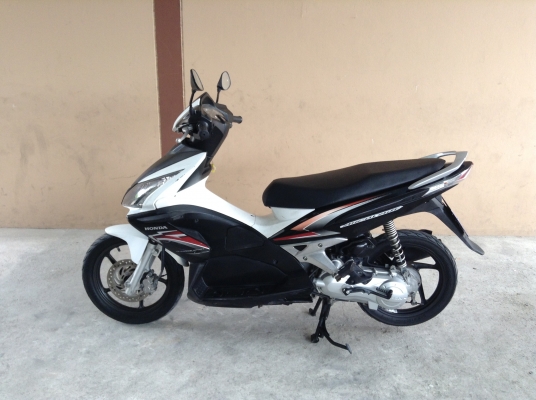 ขาย!!! ฮอนด้าแอเบรค รุ่นท็อปล้อแม็ก ปี50 รถเครื่องดีคับ ขับขี่ดี ทะเบียนครบ