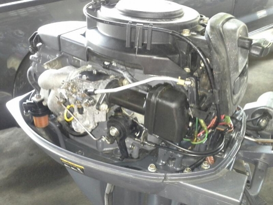 เครื่องเรือ Yamaha 9.9 four มือ2 สภาพสวยมีทริมและสตาร์ทไฟฟ้า 43,000