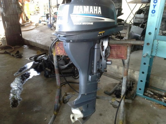 เครื่องเรือ Yamaha 9.9 four มือ2 สภาพสวยมีทริมและสตาร์ทไฟฟ้า 43,000