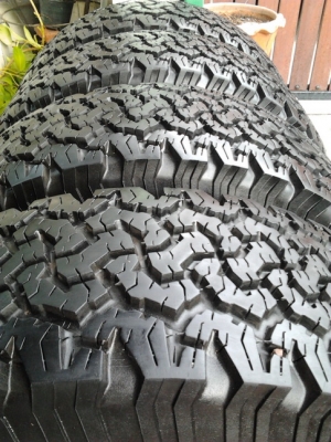 BF All 265/75/16 ปี12 ดอกลืก1.1cm.สวยๆ คมๆ 1ชุด BF All 265/75/16 ปี12 ดอกลืก1.1cm.สวยๆ คมๆ 1ชุด