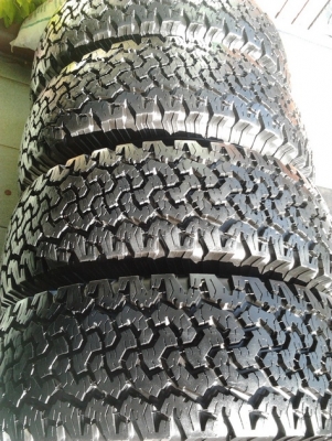 BF All 265/75/16 ปี12 ดอกลืก1.1cm.สวยๆ คมๆ 1ชุด BF All 265/75/16 ปี12 ดอกลืก1.1cm.สวยๆ คมๆ 1ชุด