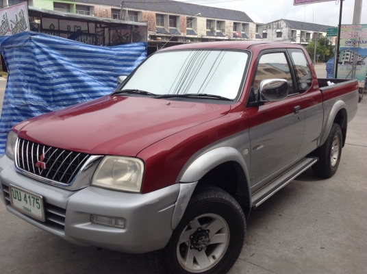 สตราด้า แค๊ปโฟวิล  สภาพดี ราคา 190000 บาท