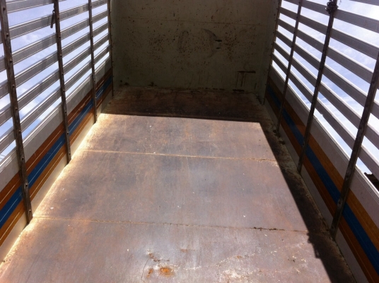 ขาย 6 ล้อดั้ม HINO. FF3HJLA เครื่อง 195 สภาพสวยพร้อมใช้ เครื่องแน่น ครัชซีสวย แอร์ กะจกไฟฟ้า ยาว 5.20ม