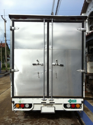 ขายตู้อลูมิเนียม ใส่วีโก้