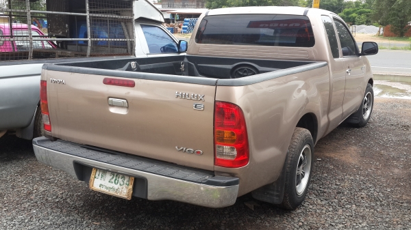 ขาย VIGO 2500cc. E ปี 2004 พร้อมใช้ราคาเบาๆ ครับ ขาย VIGO 2500cc. E ปี 2004 พร้อมใช้ราคาเบาๆ ครับ