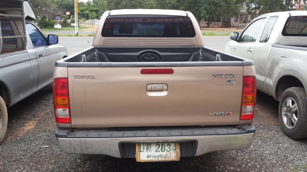 ขาย VIGO 2500cc. E ปี 2004 พร้อมใช้ราคาเบาๆ ครับ ขาย VIGO 2500cc. E ปี 2004 พร้อมใช้ราคาเบาๆ ครับ