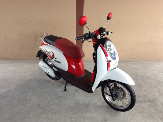 ขาย!!! สกู๊ปปี้ไอ สภาพสวย ปี52 รถเครื่องดีคับ ขับขี่ดี ทะเบียนครบ