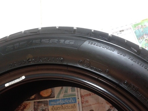 ยาง,215-55-16 Bridgestone RE002 สวยจัดหนึ่งคู่ 2,500