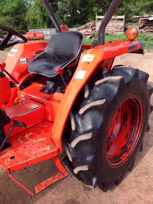 แทรกเตอร์คูโบต้า l3408 สภาพดีมากเดิมๆ รถขาดจำนำ