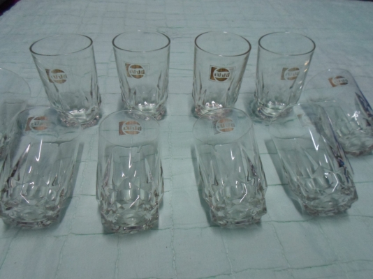 แก้วเป๊ปซี่ ฉลากทอง ของเก่า ใครสนใจเก็บสะสม 10 ใบ 1,000  จัดส่งให้พร้อม