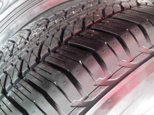 มาเเล้วแม๊กฟรอนนูนเนอร์ยางป้ายเเดงขอบ17 ปี 2014