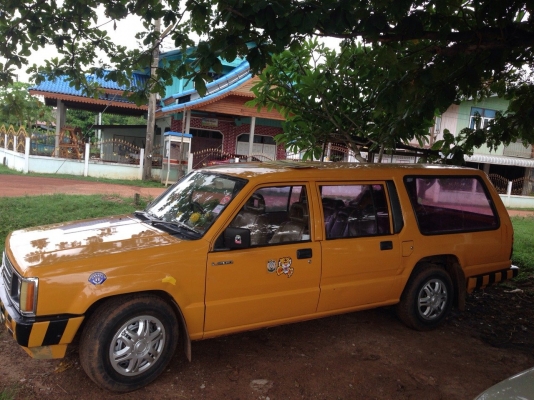 MITSUBISHI CYCLON 2.5 VAN ปี33 รถคนหลวงครับ โอนเป็นชื่อบุคคลแล้ว แอร์เย็น ภาษีเต็ม