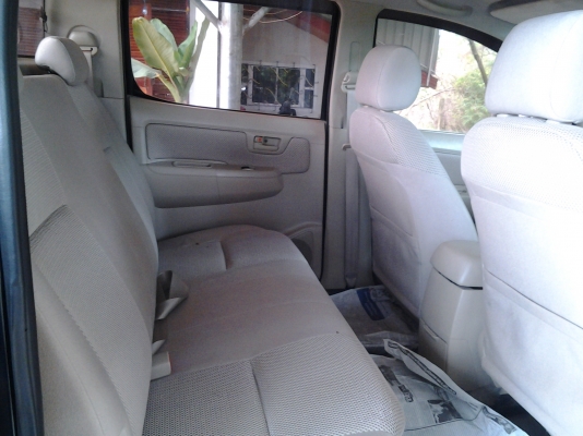 TOYOTA VIGO PRERUNER 3.O ปี51 4ประตู วิ่งน้อย เคลมสีอู่ประกันมา คานหน้าหายจร้า แต่รถถือว่าสวย TOYOTA VIGO PRERUNER 3.O ปี51 4ประตู วิ่งน้อย เคลมสีอู่ประกันมา คานหน้าหายจร้า แต่รถถือว่าสวย