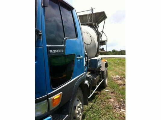 ขายรถโม่ปูนHINO210แรง เครื่องJO8C เครื่องดี แคชซีสวย แอร์เย็น สภาพพร้อมใช้งาน เอกสารใบอินวอร์ย