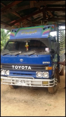 6 ล้อโตโยต้า  115 แรง