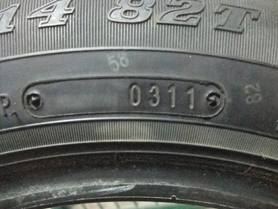 ยาง Dunlop 175/65/14 ปี 11