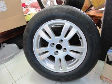 ขายล้อแม็ก พร้อมยางใหม่ๆป้ายแดง
