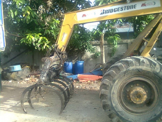 ขายรถคีบ สามล้อเบล เคื่องสามสูบ ขายรถคีบ สามล้อเบล เคื่องสามสูบ