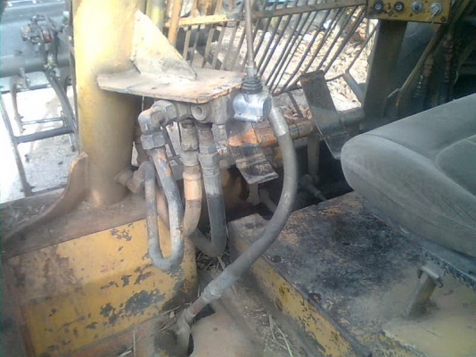 ขายรถคีบ สามล้อเบล เคื่องสามสูบ ขายรถคีบ สามล้อเบล เคื่องสามสูบ