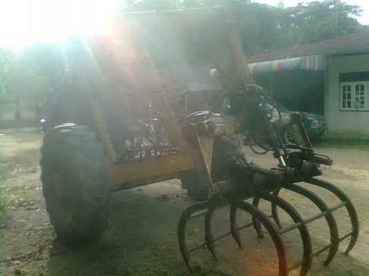 ขายรถคีบ สามล้อเบล เคื่องสามสูบ ขายรถคีบ สามล้อเบล เคื่องสามสูบ