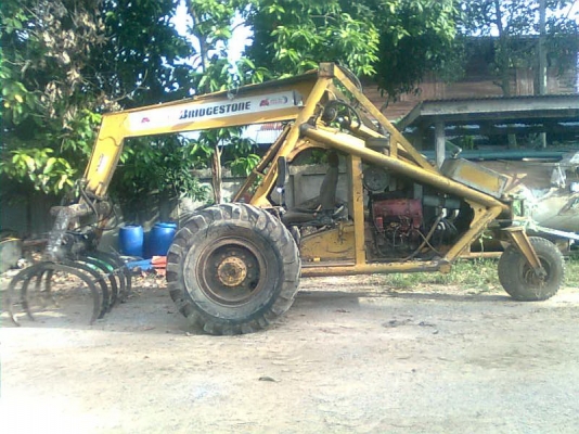 ขายรถคีบ สามล้อเบล เคื่องสามสูบ