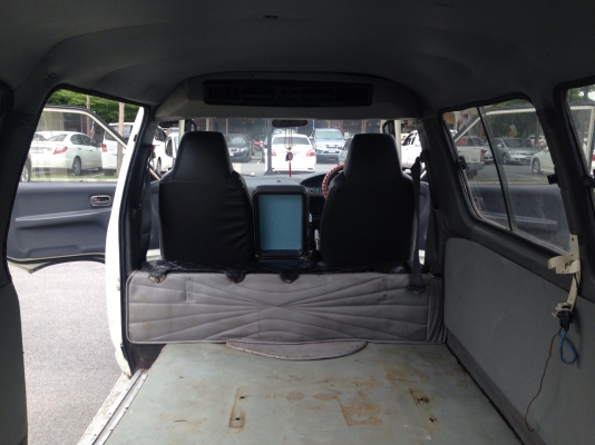 **** ขายรถตู้ LITEACE เบนซิน ติดNGVแล้ว ****