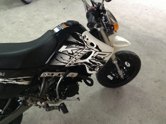 ขาย!!! KSR ลาย5 สภาพสวย ปี53 รถเครื่องดีคับ ใช้น้อย ทะเบียนครบ