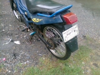 ซุซุกิ อากีร่า ยังง มีคลัชชมือ รถจอดด สภาพ เดิมเดิม เครื่องดี มีเล่มพร้อม