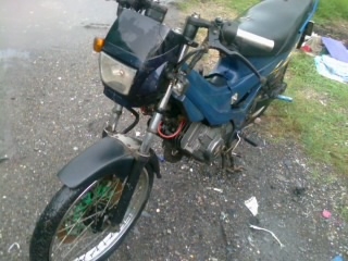 ซุซุกิ อากีร่า ยังง มีคลัชชมือ รถจอดด สภาพ เดิมเดิม เครื่องดี มีเล่มพร้อม