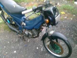 ซุซุกิ อากีร่า ยังง มีคลัชชมือ รถจอดด สภาพ เดิมเดิม เครื่องดี มีเล่มพร้อม