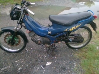 ซุซุกิ อากีร่า ยังง มีคลัชชมือ รถจอดด สภาพ เดิมเดิม เครื่องดี มีเล่มพร้อม