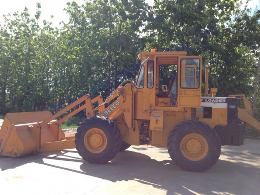 รถตักล้อยางสภาพดี รถตักล้อยางสภาพดี