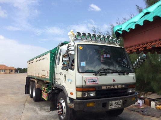 ขายด่วนมิตซูM6ดั้มอู่ST ปี 48 สภาพพร้อมใช้ จัดแนนซ์ได้ 1000000บาท. ดอกเบี้ยถูกแค่ 8บาท/ปี หลุดมัดจำ