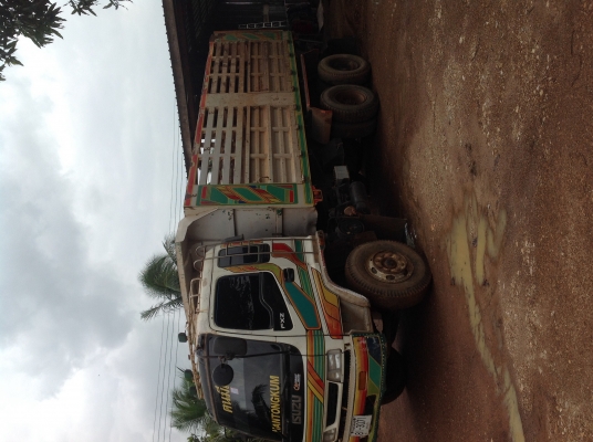 ขายIsuzu deca 270 ยูโรวัน ปี44 รถสวยพร้อมใช้