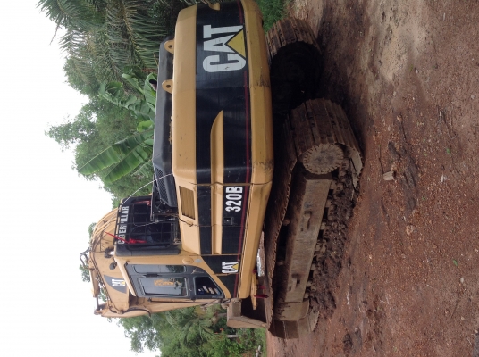 ขาย Cat 320Bเอกสารเล่มทะเบียน พร้อมใช้งานคับ
