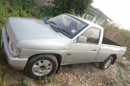 ขายนิสัน 130,000 บาย Tel. 0815711261 ขายนิสัน 130,000 บาย Tel. 0815711261