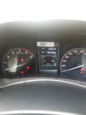 isuzu d-max hi lander x series 4 ประตู สีดำ ปี2013