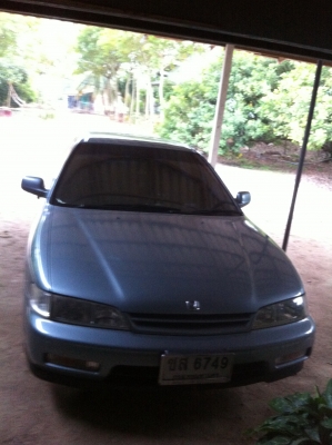 ขายรถบ้านhonda accord ไฟท้ายก้อนเดียว โทร.081-6478890