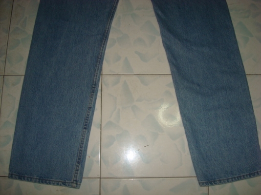 #0111# ยีนส์Levi's 501 ผ้าทราย ของแท้ มือสอง เอว 36นิ้วครึ่ง ยาว 32 เนื้อทรายสวย ตะเข็บขึ้นสวย made in usa #0111# ยีนส์Levi's 501 ผ้าทราย ของแท้ มือสอง เอว 36นิ้วครึ่ง ยาว 32 เนื้อทรายสวย ตะเข็บขึ้นสวย made in usa