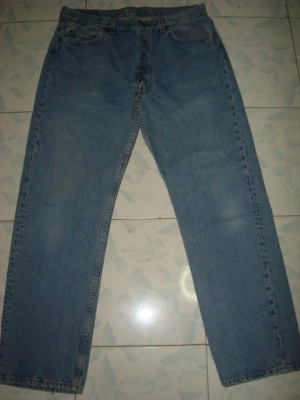 #0126# ยีนส์Levi's 501 ผ้าทราย ของแท้ มือสอง เอว 36 ยาว 27 เนื้อทรายสวยเนียน made in usa