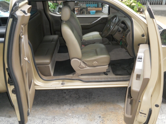 ขายรถกะบะเเค๊ปนิสสันนาวาร่า 2.5 LE