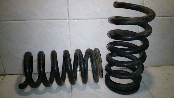 สปริงหน้าสตราด้าโหลด 2 นิ้ว