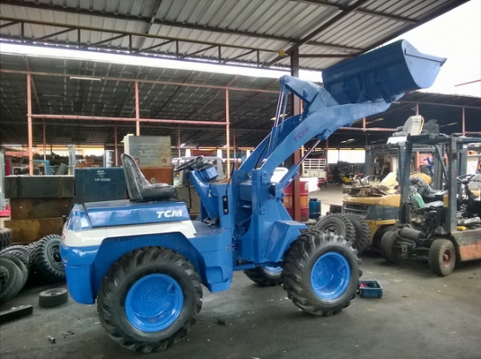 รถตักล้อยางเอวอ่อน TCM 805 รถสวยยางใหม่ 4 เส้น