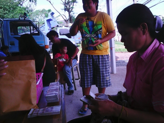 ขายหกล้อดั้มพ์ ISUZU-DECA-210-HP สภาพพร้อมใช้