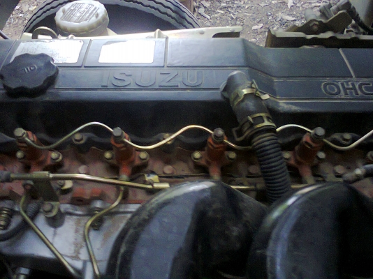 ขายหกล้อดั้มพ์ ISUZU-DECA-210-HP สภาพพร้อมใช้