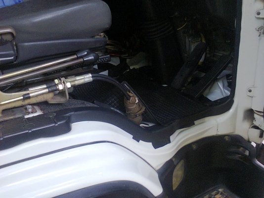 ขายหกล้อดั้มพ์ ISUZU-DECA-210-HP สภาพพร้อมใช้